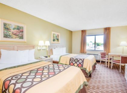 Super 8 by Wyndham Port Clinton