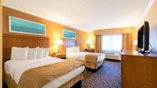 clarion-hotel-detroit-metro-airport
