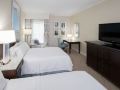 hampton-inn-and-suites-south-park-at-phillips-place