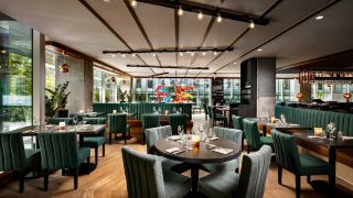 humaniti-hotel-montreal-autograph-collection