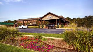 livinn-hotel-minneapolis-north-fridley