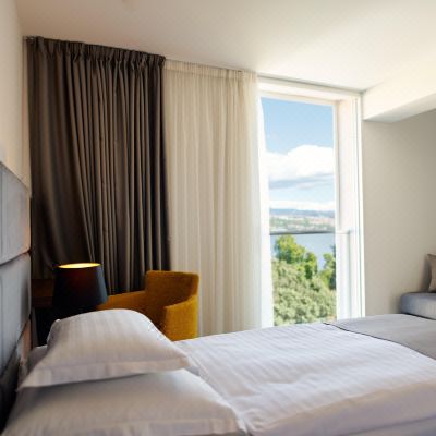 Standard Double Room with Sea View Standard Double Room with Sea View Hotel Paris Promo Code