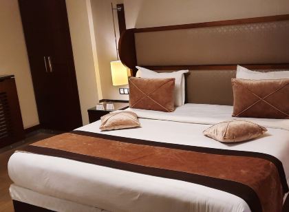 Hotel Azdif
