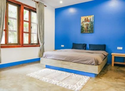 ラスト サマー ホステル & バー