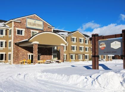 Yellowstone Park Hotel