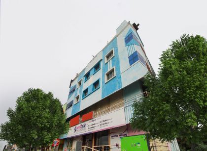 Hotel O Royal Residency