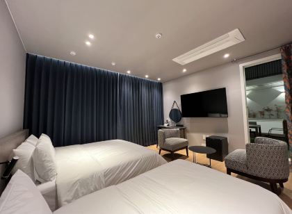 진해인터시티호텔