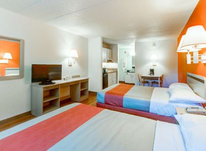 Motel 6 Norfolk, VA