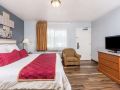 ramada-by-wyndham-near-seaworld-mission-beach