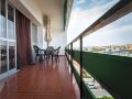 apartamento-de-3-dormitorios-con-terraza-y-piscina-comunitaria