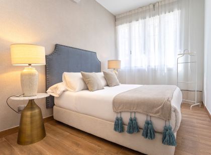 Beautiful Apartment Located in the City Center. Recaredo I