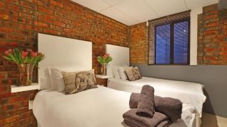 happy-rhino-hotel