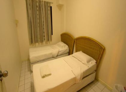 Paradise Lagoon Apartment