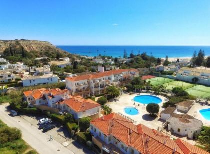Luz Bay Hotel