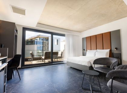 The Londoner Hotel St. Julian's