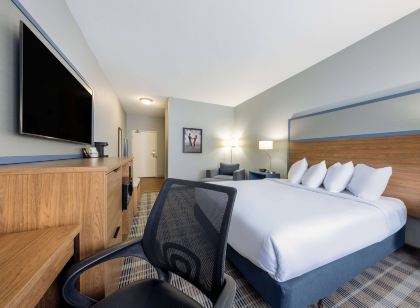 AmericInn by Wyndham Duluth