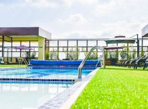 Verona Hotel and Conference Center