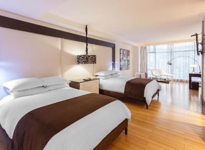 Le Parc Hotel, Beyond Stars
