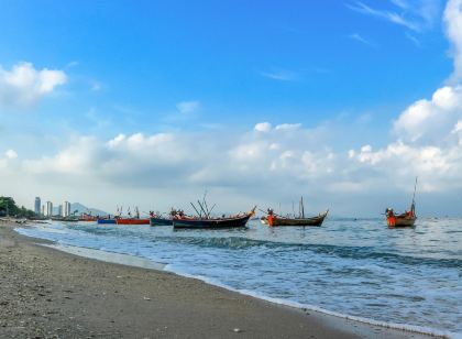 ไอ ซีวิว บางแสน รอยัล บีช