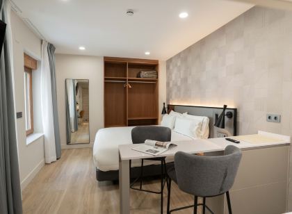 Prisma Suites