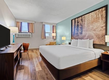 Super 8 by Wyndham Thunder Bay