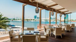 sheraton-dubai-creek-hotel-and-towers