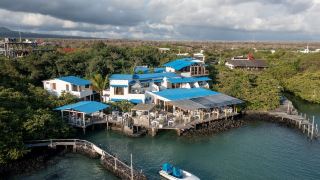blu-galapagos-sustainable-waterfront-lodge