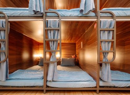 瓦法米旅舍寧平