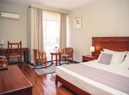 Gold Crest Hotel