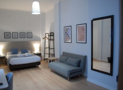 La Perla Granada Suites