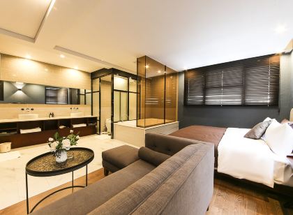 Brown-Dot Hotel Yangjeong