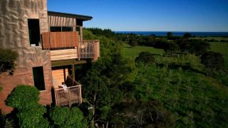 mr-and-mrs-smith-hapuku-lodge-and-tree-houses