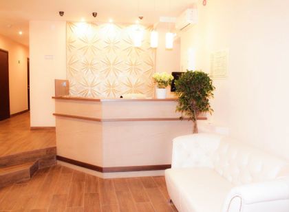 Almaz Hotel
