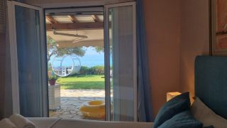 beachfront-house-13-glyfada