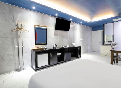 인천 펜타스타 호텔 (Incheon Pentastar Hotel)