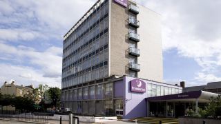 premier-inn-london-putney-bridge
