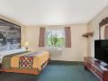 super-8-by-wyndham-burnham-lewistown