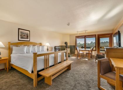 Harbor Lite Lodge