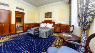 hotel-parus