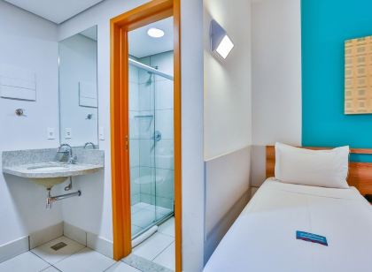 Mega Moda Goiania Hotel