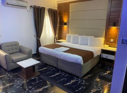 Presken Hotels, Opebi - Castle