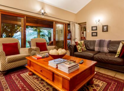 Porcupine Ridge Guest House