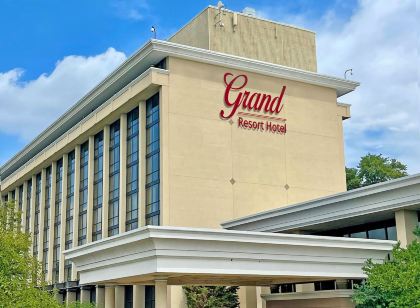 Grand Resort Hotel - Mt Laurel - Philadelphia