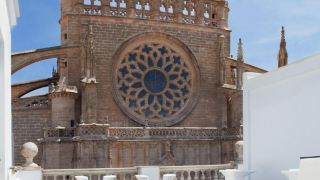 puerta-catedral-studios
