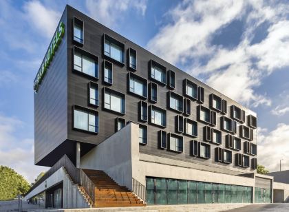 B&B Hotel Guimarães