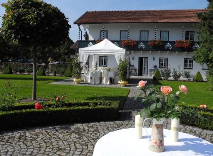 Gut Altholz Landhotel und Restaurant Hutter oHG