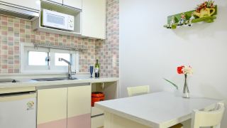 ganghwa-sunset-packed-spa-bed-and-breakfast