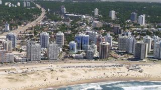 arenas-del-mar-apartments