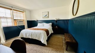 budget-host-east-end-hotel-in-riverhead