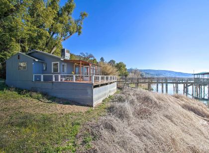 Lakefront Sanctuary w/ Mount Konocti Views